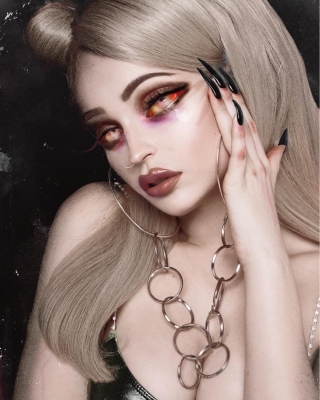 kimpetras_1538186259_1878764976236529425_22710735.jpg