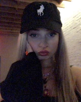 kimpetras_1557617753_2041768156636529465_22710735.jpg