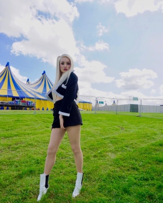 kimpetras_1566893568_2119579334331543153_22710735.jpg