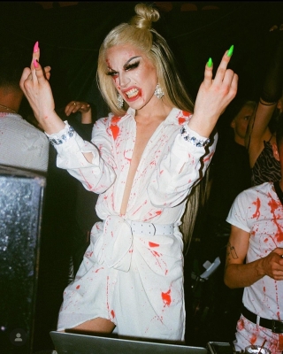 kimpetras_1571598767_2159049403447821652_22710735.jpg