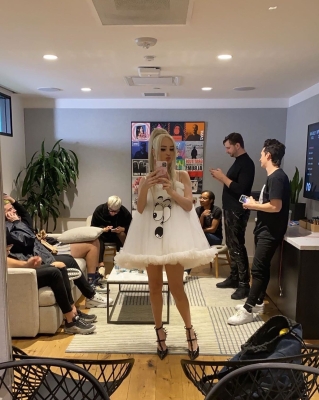 kimpetras_1572645091_2167826611122255297_22710735.jpg