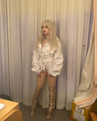 kimpetras_1576301499_2198498784161762044_22710735.jpg