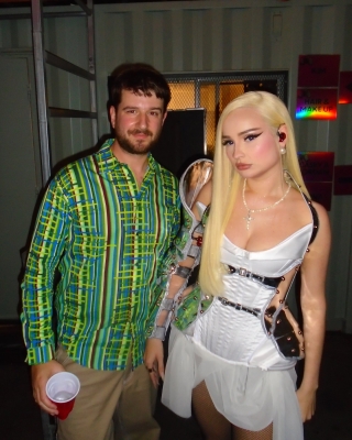 kimpetras_1697584120_3215891144197706780_22710735.jpg